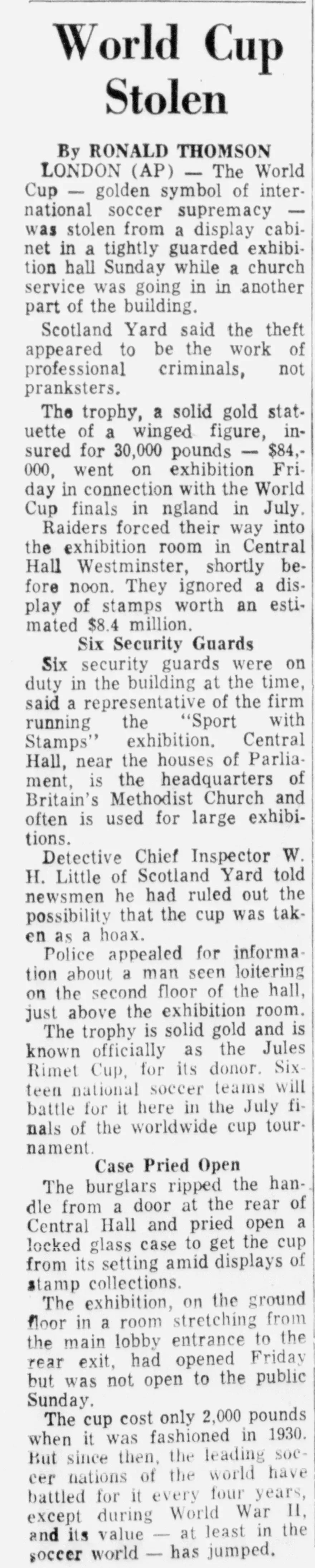 Newspaper clipping from the Somerset Daily American, March 1966, reporting the theft of the Jules Rimet Trophy from a London exhibition hall four months before the 1966 World Cup