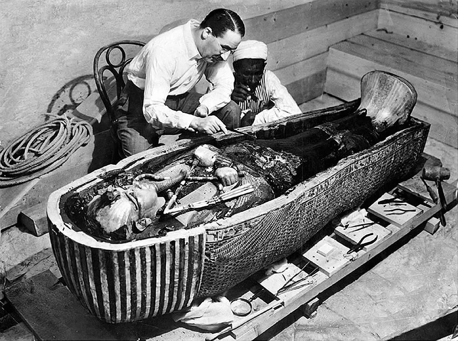 Front-Page Pharaoh: How Small-Town Newspapers Told the World About King Tut